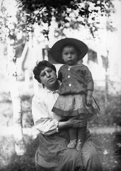 1891 Odessa. Boris with his mother