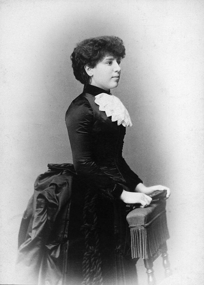 1886 Rosalia on tour in Vienna as solo pianist, aged nineteen